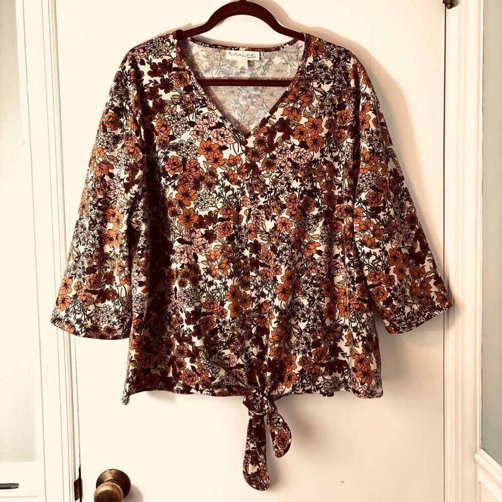 EMALINE Woman 1X v-neck floral print soft tie at waist soft brown, gold brown &